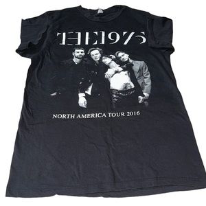 1975 2016 U.S. Tour Tee, Size Ref. Images